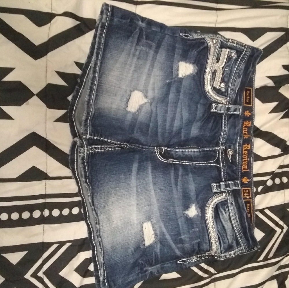 Rock revival shorts size 34 brand new never worn